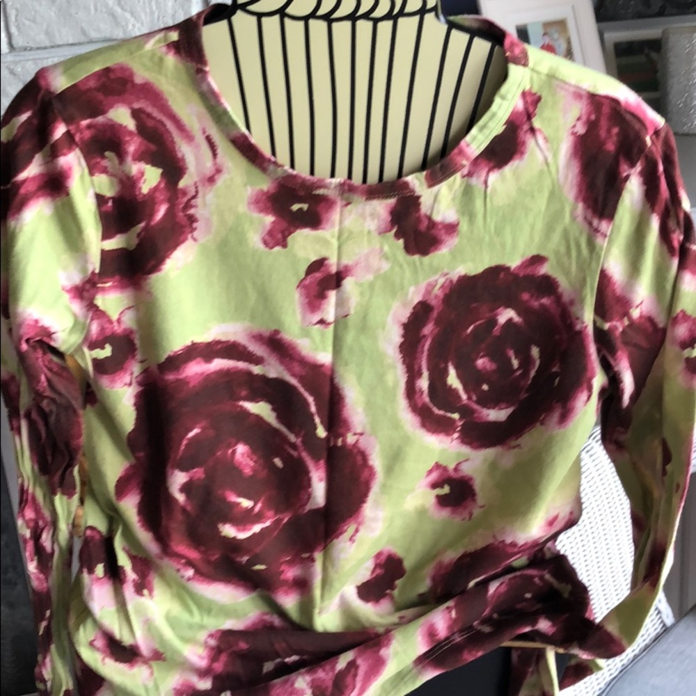 Floral tee